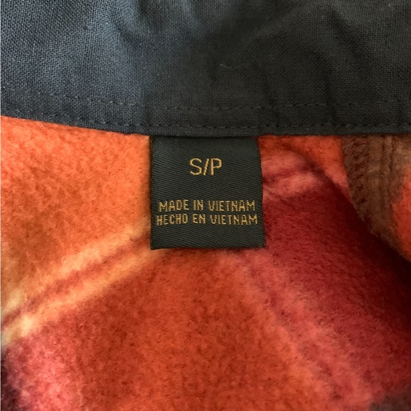 FREEDOM FOUNDRY Men’s Soft Fleece Shacket Button Down Shirt SIZE S NWOT - Picture 7 of 11